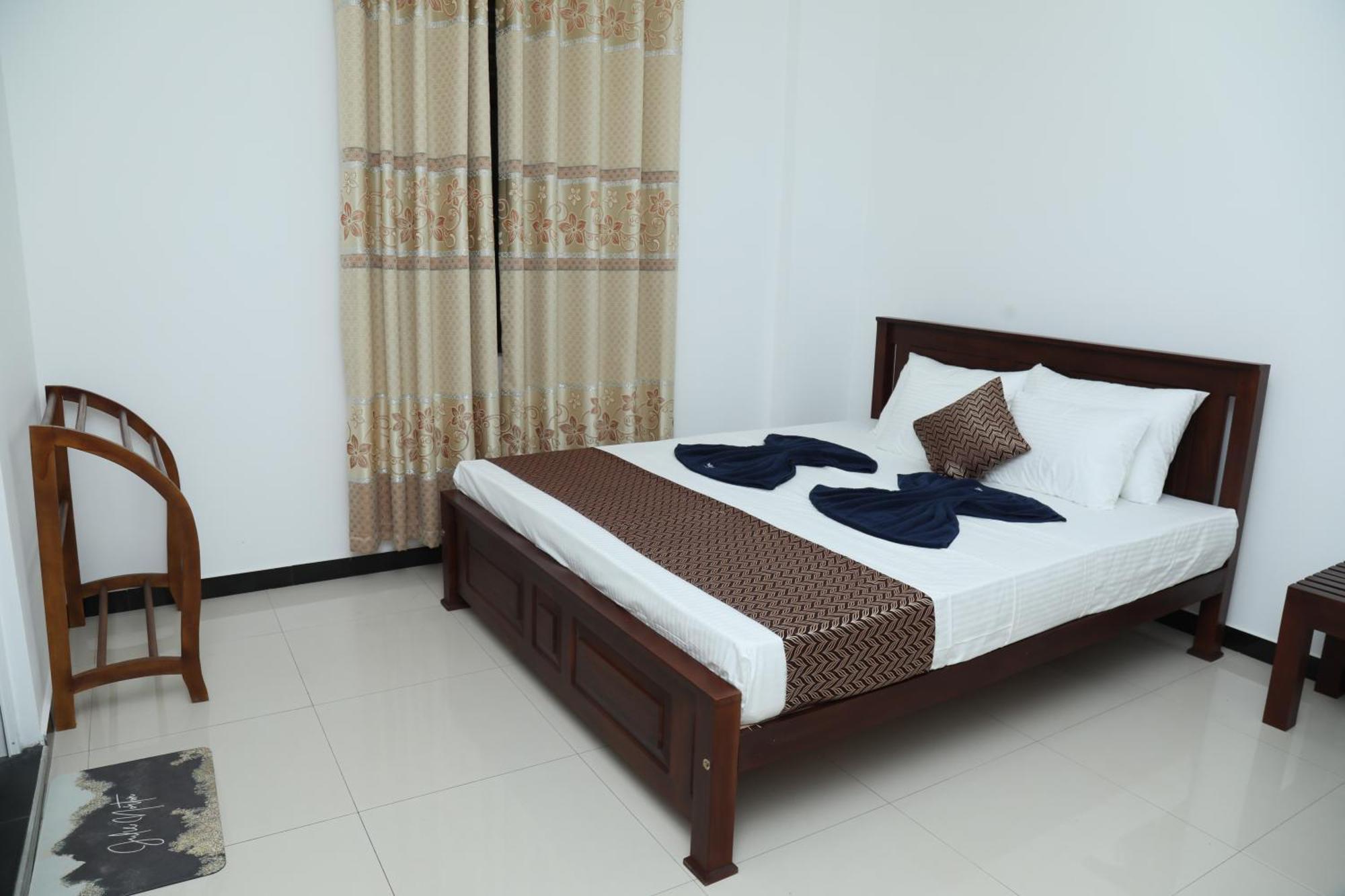 Crystal Wave Holiday Resort Polhena Matara Kültér fotó